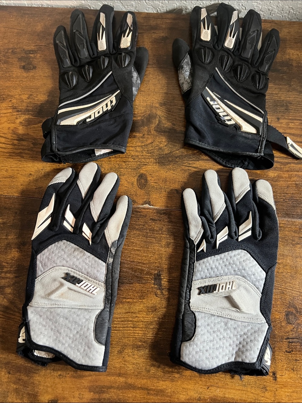 thor Black and Gray Men's Motorcycle Gloves - Pair